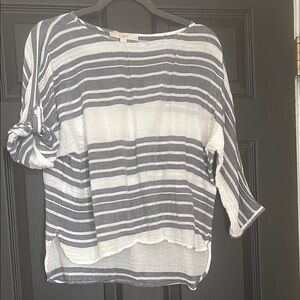 LOFT Boxy Gray and White Cuffed Sleeve Blouse